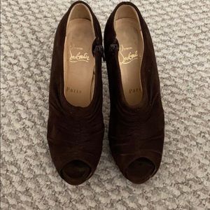 Brown suede open toe bootie